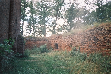 Goacz - Zamek i Mury Zamkowe
